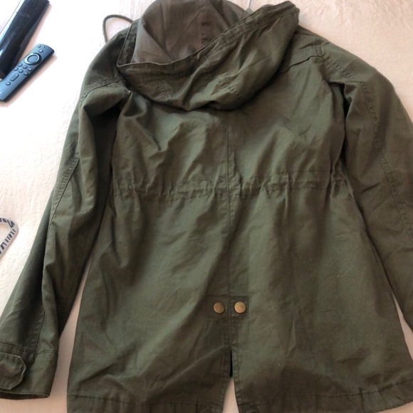 Green Utility Jacket - Picture 2 of 3